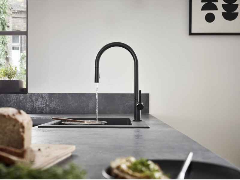 Купить Кухонный смеситель Hansgrohe Talis M54, 72801670, с вытяжным изливом, 2 режима струи, sBox, чёрный матовый