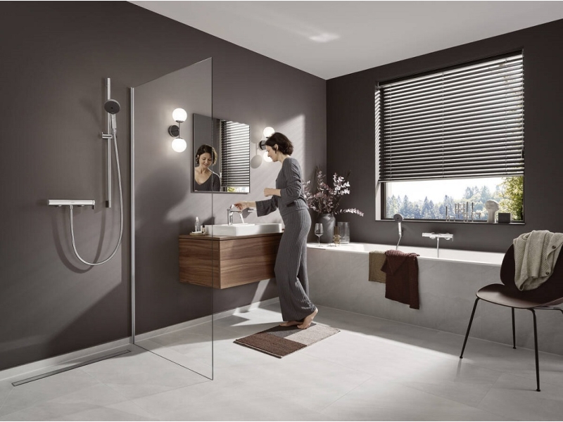 Купить Смеситель Hansgrohe Vivenis для ванны и душа, хром, 75420000