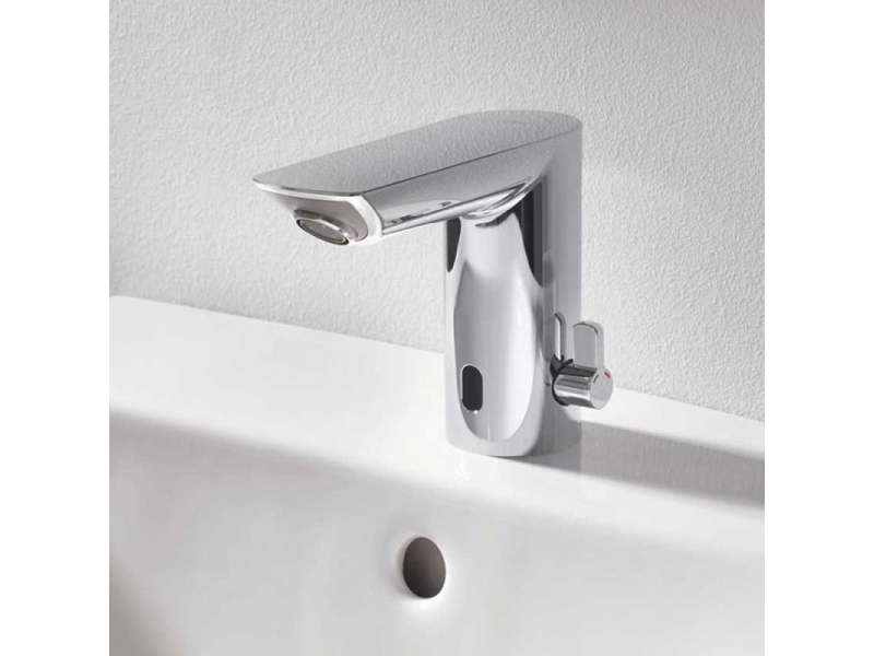 Купить Смеситель Grohe Bau Cosmopolitan E 36453000 для раковины, с инфракрасным управлением, с адаптером