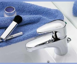 Смеситель Oras Vega 1804F для раковины