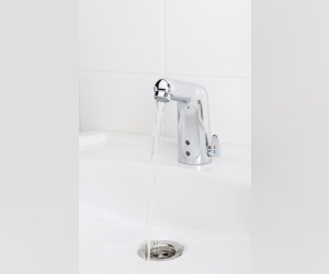 Смеситель Oras Medipro 5521F для раковины, сенсорный