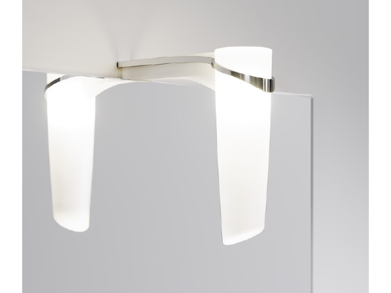 Зеркало со светодиодным светильником и выключателем