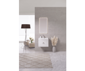 Зеркало со светодиодной подсветкой, сенсорным выключателем и регулятором освещенности.