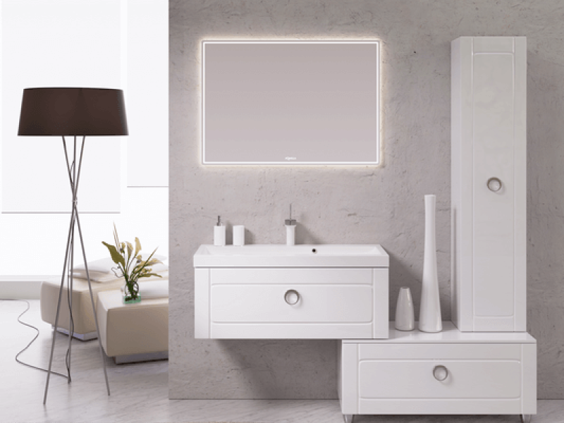 Зеркало со светодиодной подсветкой, сенсорным выключателем и регулятором освещенности.