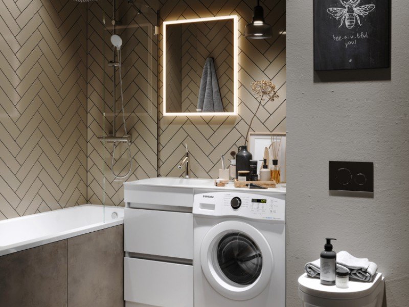 Зеркало со светодиодной подсветкой, сенсорным выключателем, регулятором освещенности и обогревом